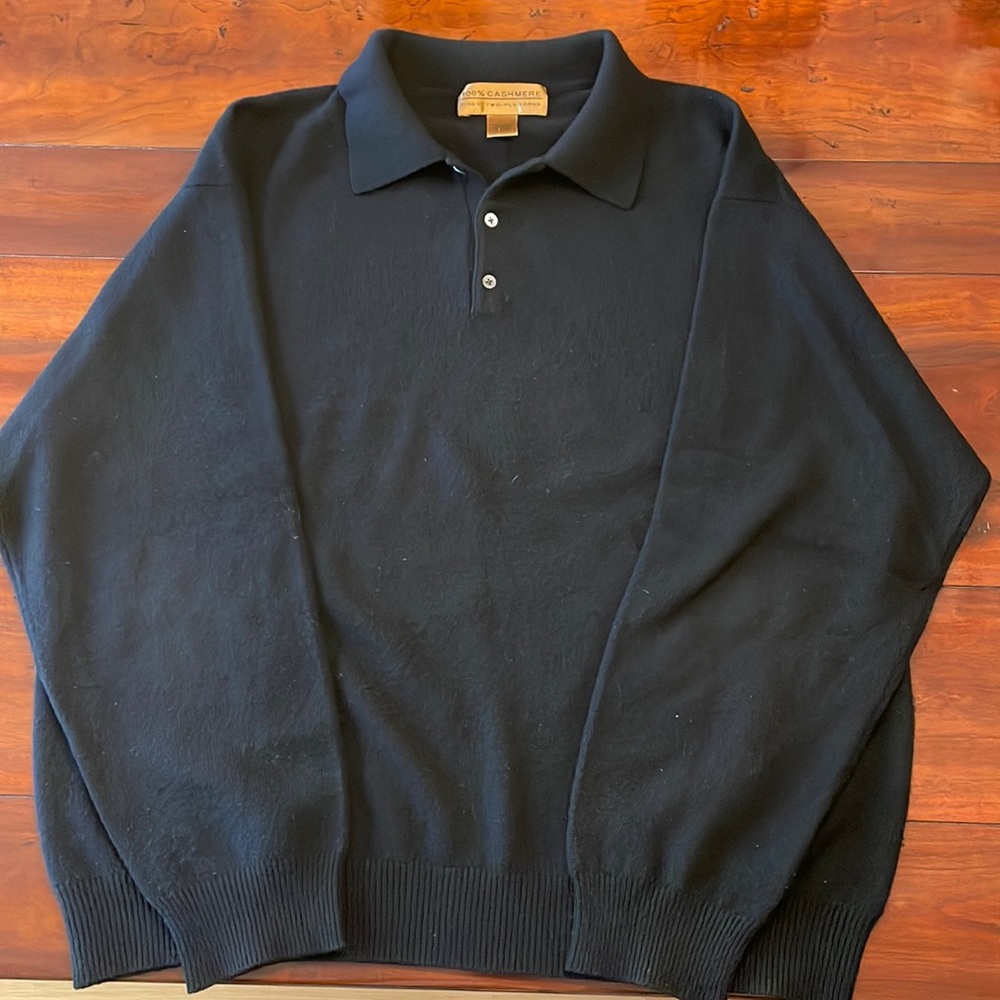 100% Cashmere Black sweater